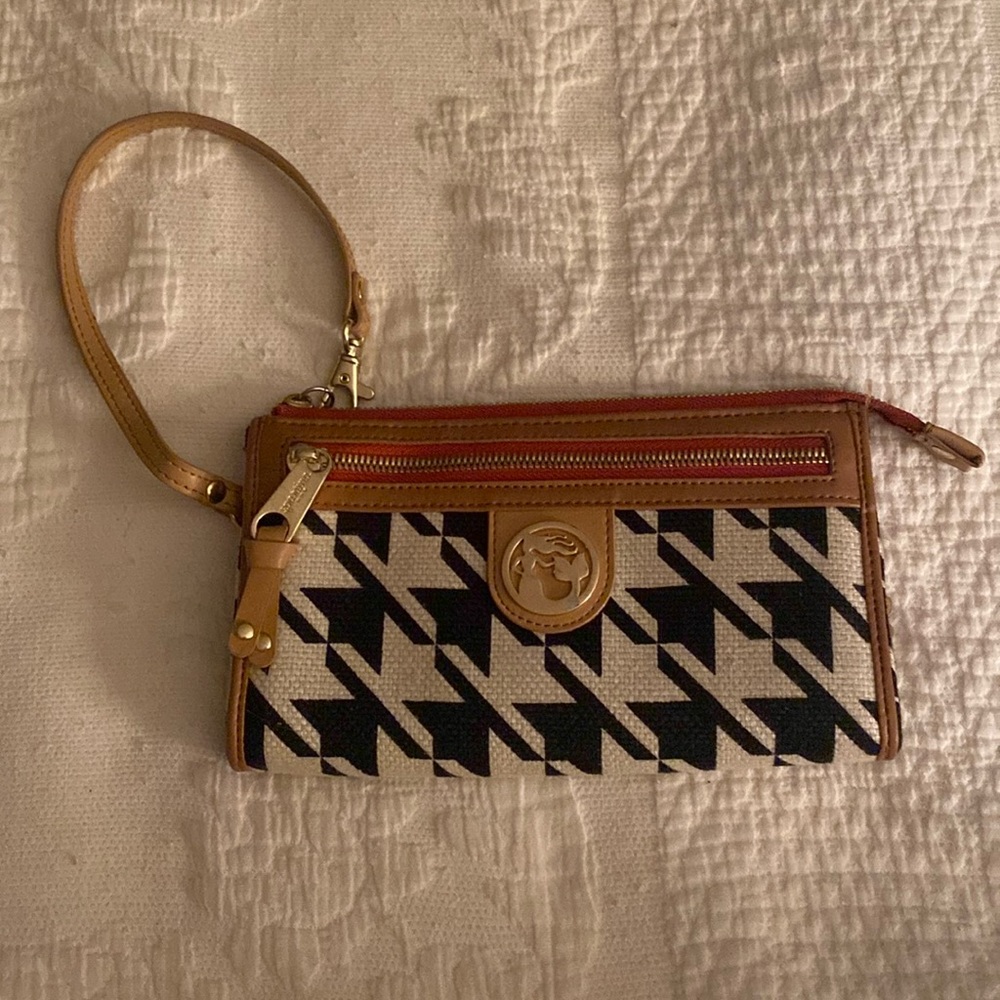Spartina! Excellent condition.  Houndstooth wristlet. Black/white w/red accents.